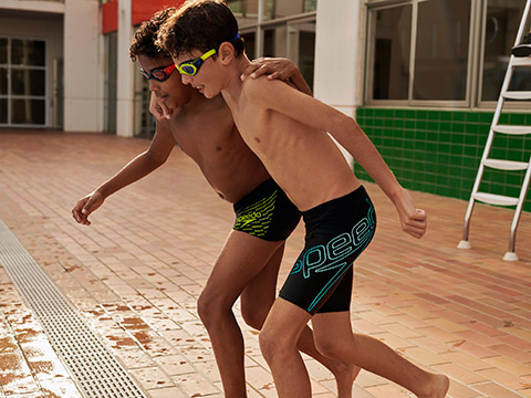 https://jet.speedo.co.il/wp-content/uploads/2022/02/Eco-Enduraflex_Tech-Side-Banner.jpg